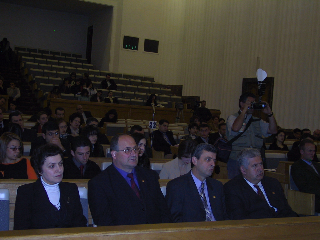 Սեղմեք նկարը մեծացնելու համար